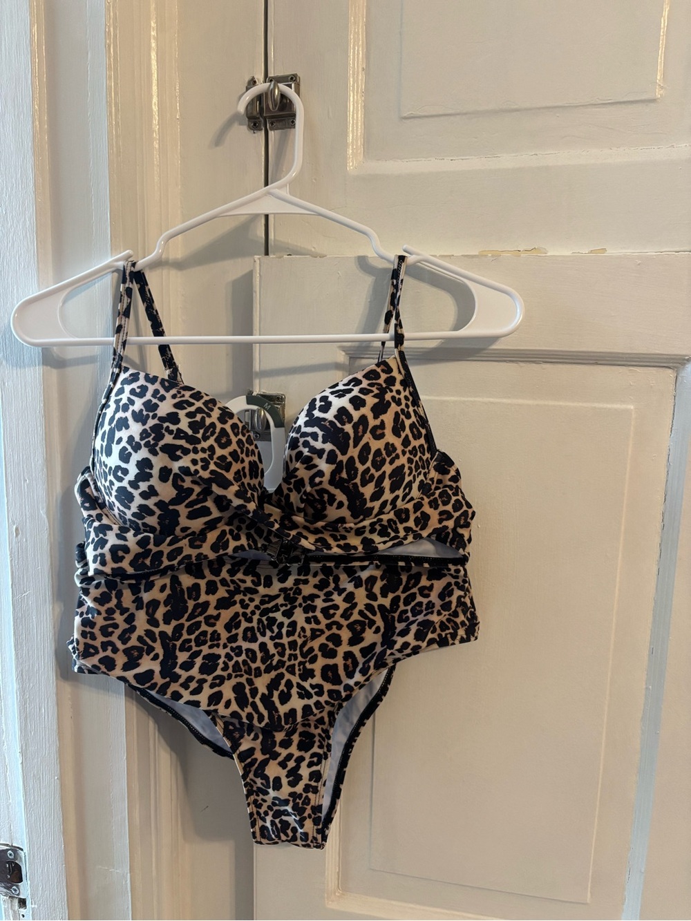 SHEIN Leopard Print Underwire Bikini Set in Beige and Black